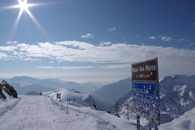 Vento forte, raffiche oltre i 104 km orari in Bergamasca