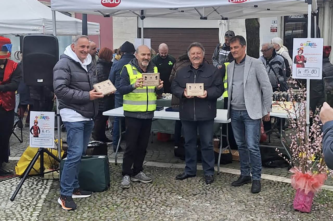 Il “Mercatino della nonna” compie trent’anni e premia i suoi volontari