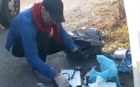 Pubblica sui social un video-denuncia datato, il vicesindaco lo smaschera e scoppia la polemica