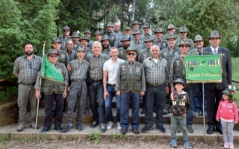 Gruppo Alpini in festa per il 90esimo anniversario di fondazione