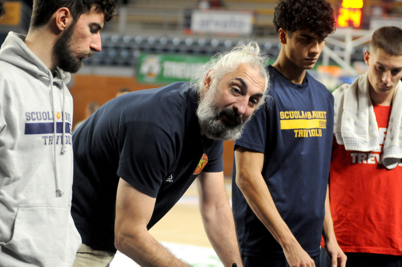 Scuola Basket Treviglio sale al sesto posto della classifica