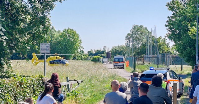 Malore fuori dal cimitero, soccorso e trasportato in ospedale in elicottero