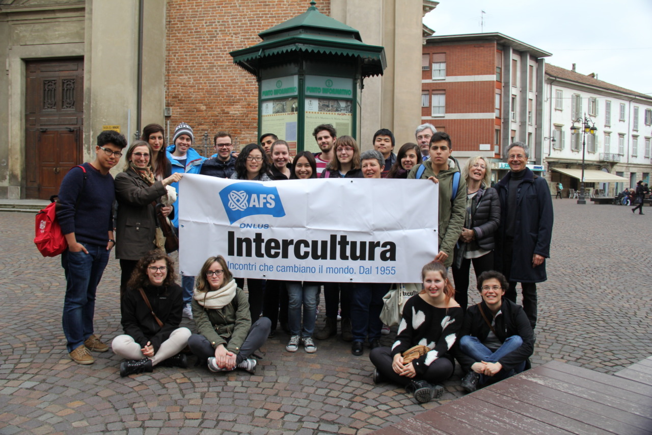 “Storie che attraversano il mondo”, Intercultura Treviglio festeggia 20 anni di cittadinanza globale