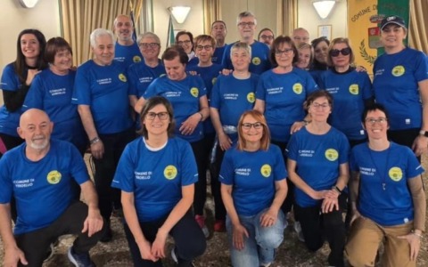 Dal Comune una nuova maglia per il Gruppo dei camminatori