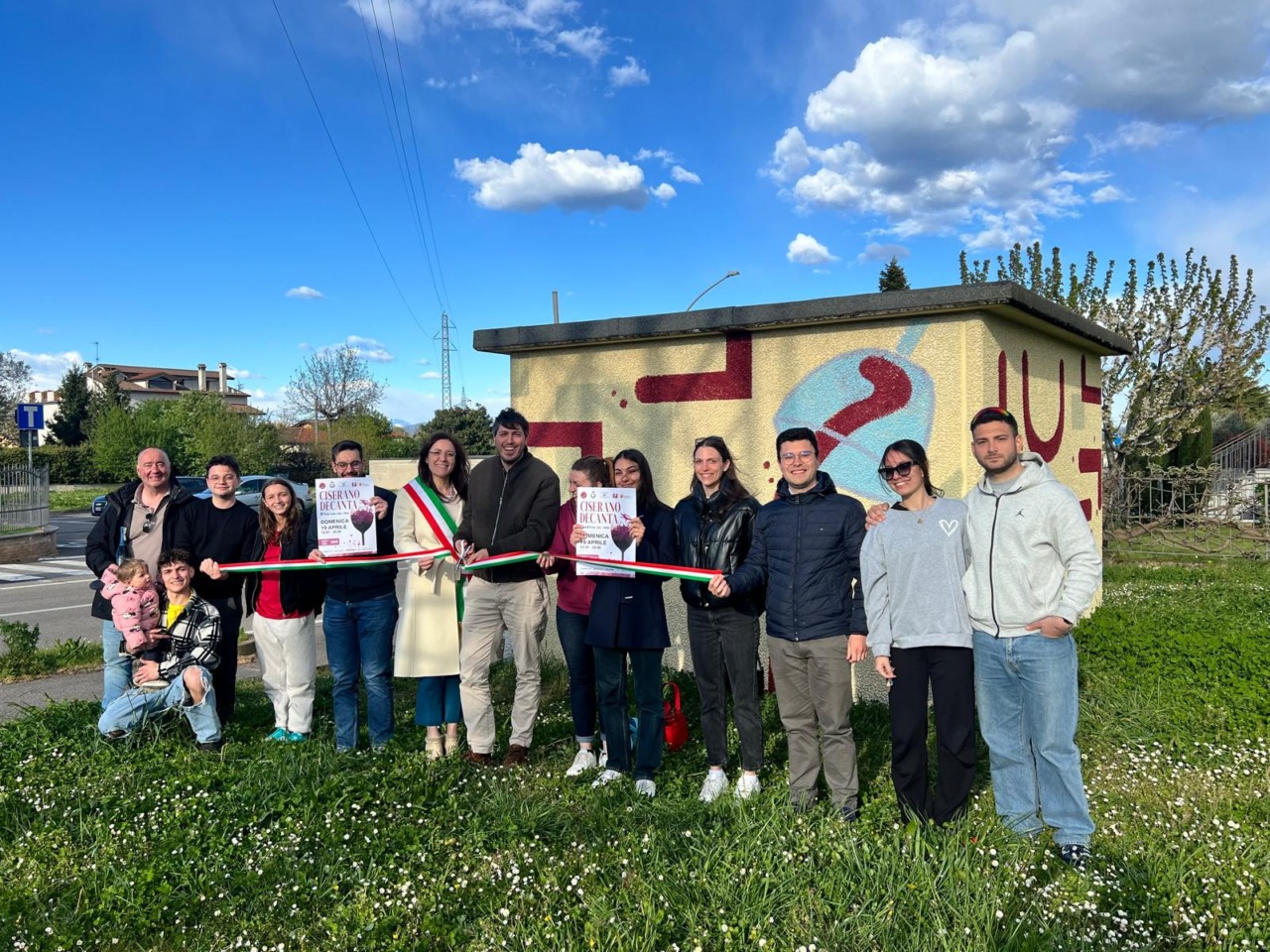 Inaugurato il murales per la quinta edizione di “Ciserano Decanta”