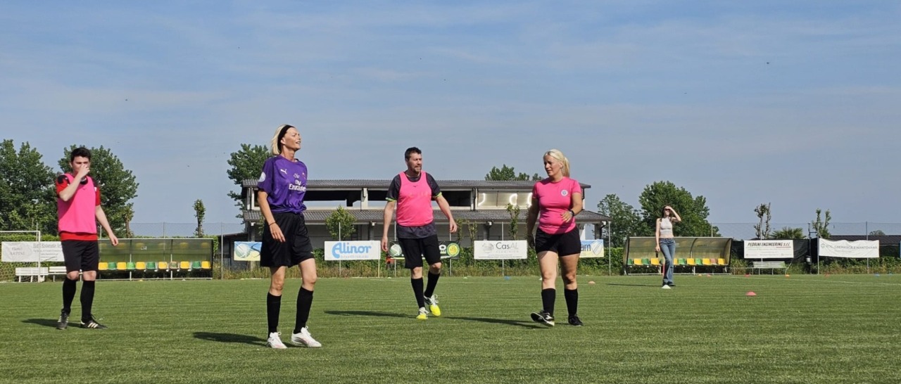 Calcio senza corsa ma con tanta passione: il walking football della “FOCS” attira sempre più persone