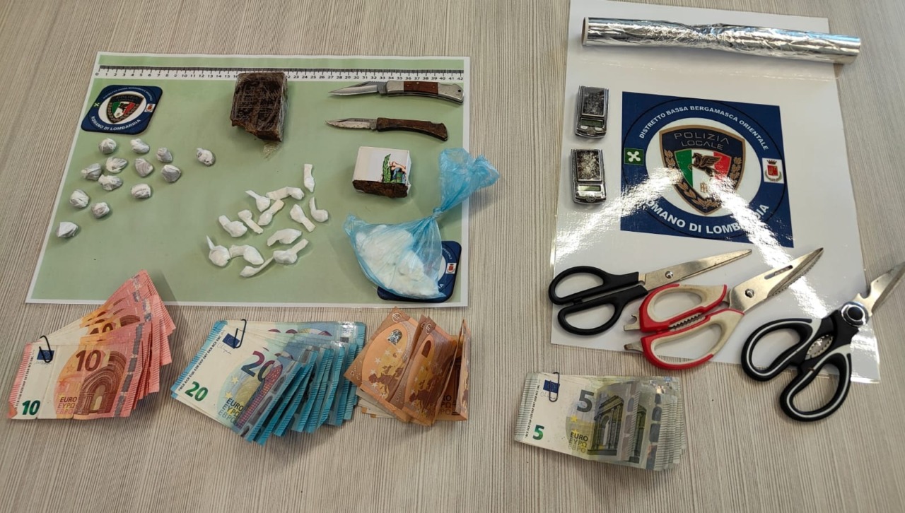 Operazione antidroga della Polizia Locale: quattro denunce e sequestri per oltre tre etti di stupefacenti