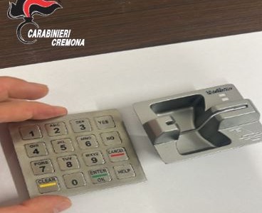 Spino, sventata una tentata frode con tastiera e skimmer al distributore