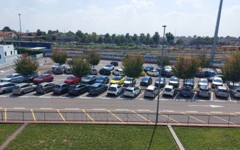 Parcheggio Turro di Treviglio, i posti riservati ai pendolari residenti avranno un limite orario