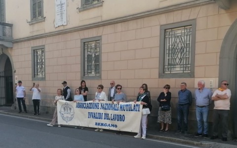 “In Lombardia un morto sul lavoro ogni tre giorni, non possiamo restare indifferenti”