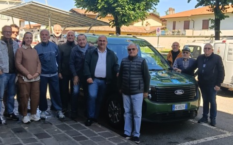 Un nuovo automezzo per il trasporto sociale