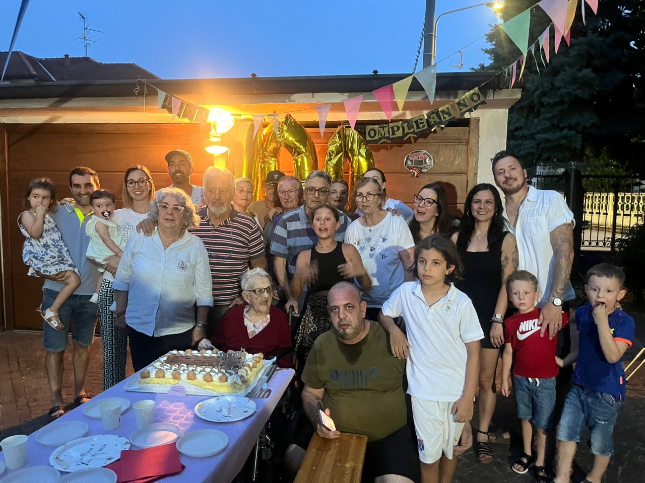 Auguri nonna Teresa, sono 100 anni!