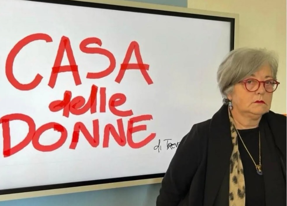 I video degli uomini contro la negazione del reato di femminicidio