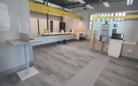 L’ufficio postale riapre completamente rinnovato