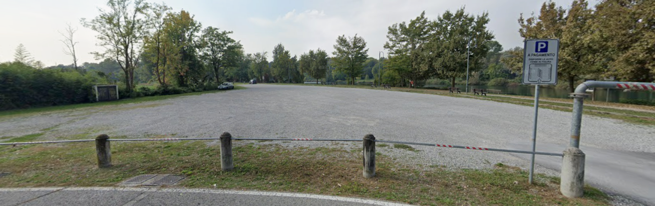 Un parcheggio a pagamento vicino all’Adda, il Comune che spera di ricavarci duemila euro l’anno