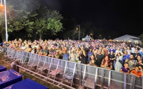 “Bello Figo” al Fara Rock, l’Anpi chiede l’annullamento della serata