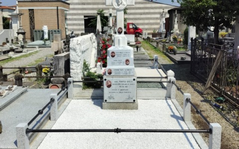 La Fondazione Cassa Rurale di Treviglio ha rimesso a nuovo la tomba di monsignor Pompeo Ghezzi