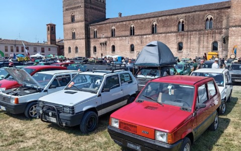 Panda a Pandino straccia il record con oltre 1200 presenze e c’è anche il modello “trattore”
