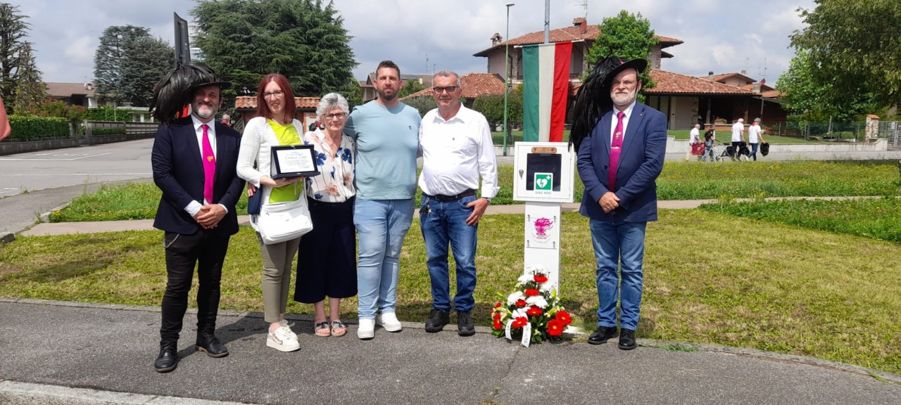 Donato un defibrillatore in memoria del bersagliere Enrico Zini