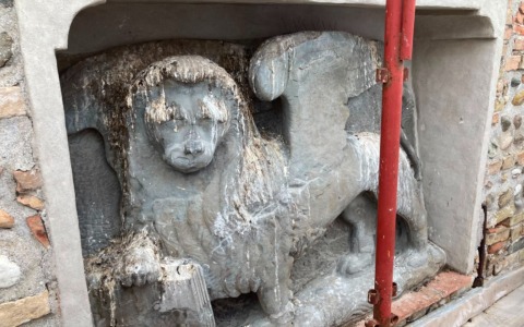 Palazzo della Ragione, il Leone di San Marco torna a ruggire grazie al Rotary