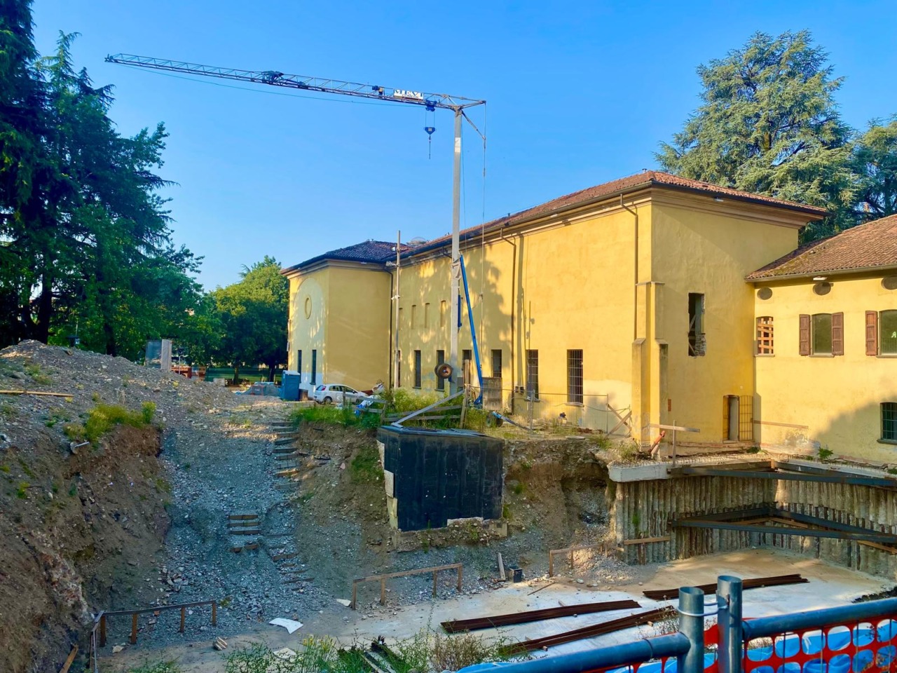 Riqualificazione del centro civico a Treviglio, lavori fermi per tre mesi. E l’opposizione incalza
