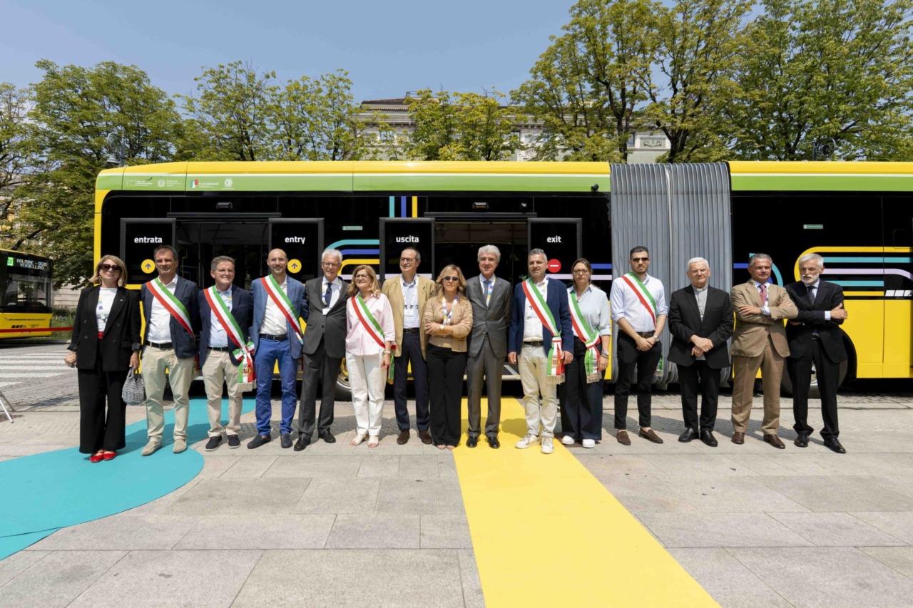 Inaugurato l’e-Brt da Bergamo a Verdellino: il nuovo “tram su gomma” attivo dal 3 agosto