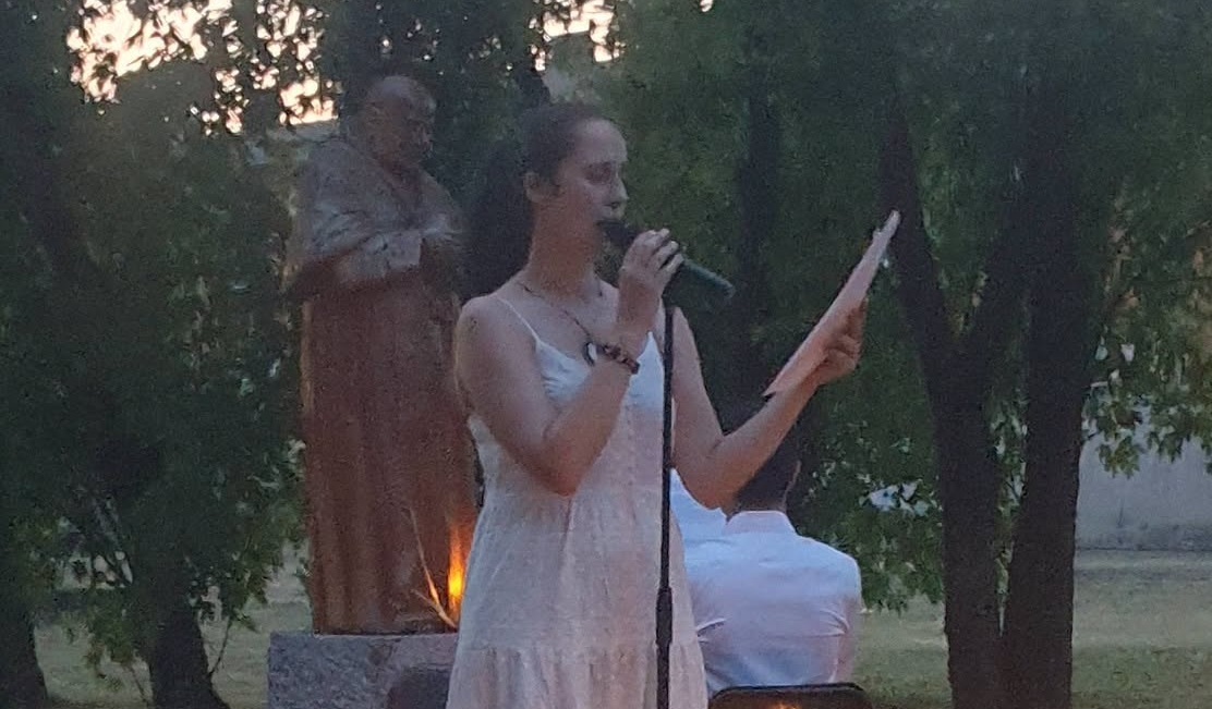 “Dialoghi Urbani – Il Papa e la Luna”, a Covo una serata tra parole, musica e memoria