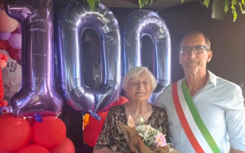Bariano in festa per i 100 anni di Maria Fiorati: gli auguri del sindaco e di tutta la comunità