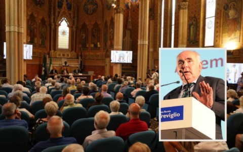L’Auditorium di Bcc intitolato a Bonacina, Redaelli: «La sua memoria merita di essere custodita e trasmessa»