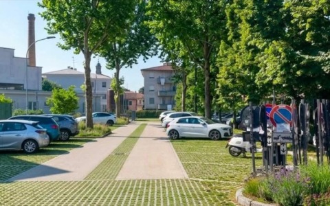 “Servono parcheggi con fondo drenante”: Laura Rossoni annuncia una mozione