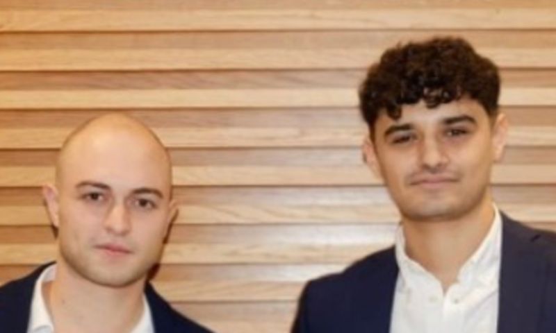 Amici di scuola, lasciano il “posto fisso” per realizzare un sogno: nasce “2Bee Innovation”