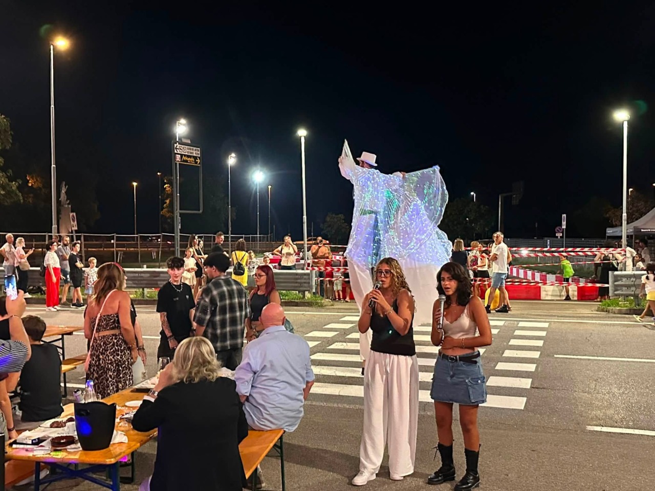 Antegnate, la Notte Bianca fa il pieno. E ora spunta il nome di Finamore