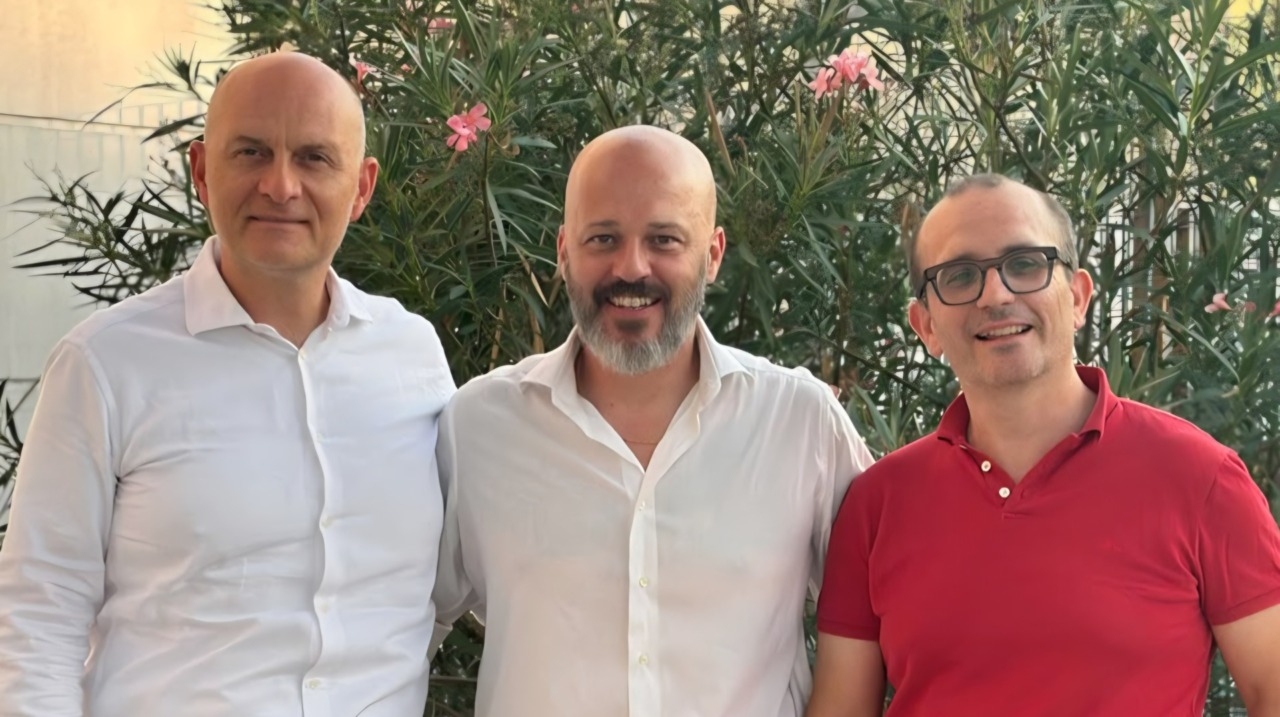 Azione conferma il suo supporto a Erik Molteni: “Scelta di pragmatismo e competenza”