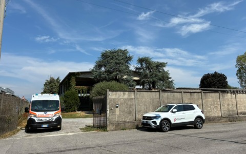 Grave infortunio sul lavoro a Martinengo, 39enne soccorso in eliambulanza