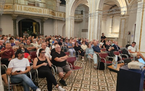 Lurano fa muro contro logistica e data center della vicina Arcene