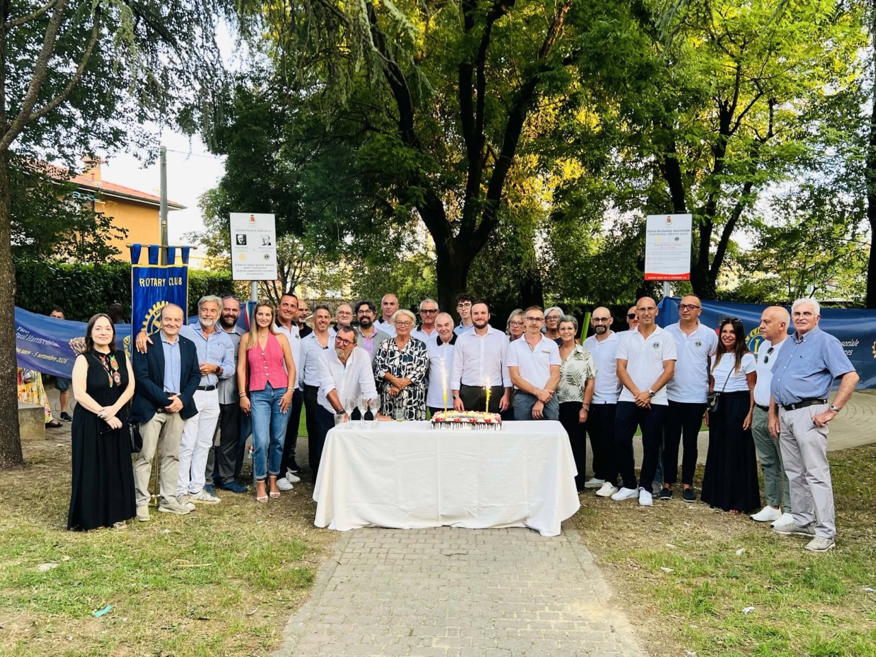 Un parco senza barriere, Romano inaugura il nuovo spazio inclusivo