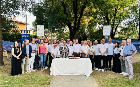 Un parco senza barriere, Romano inaugura il nuovo spazio inclusivo