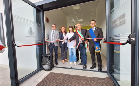 Inaugurati il nuovo refettorio e la palestra riqualificata, il sindaco: “Scommessa vinta”