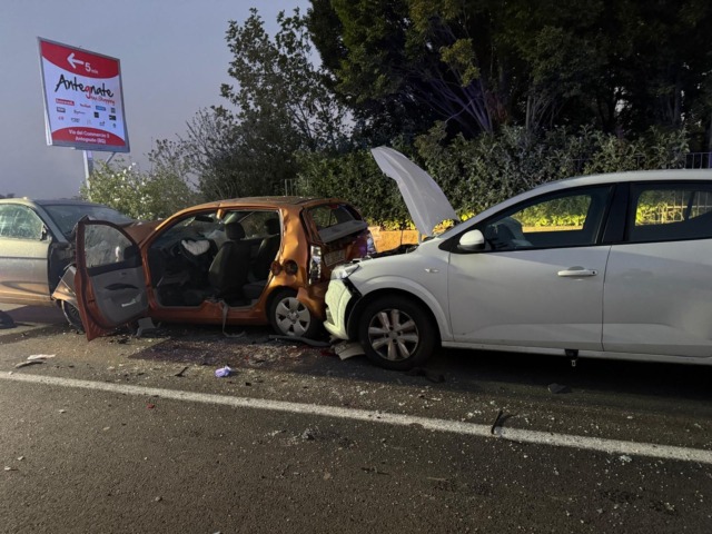 Covo, tremendo schianto sulla Sp 102: tre feriti, la strada torna sotto accusa