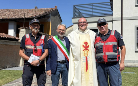 La comunità saluta don Emanuele dopo nove anni: “Grazie per il cammino fatto insieme”