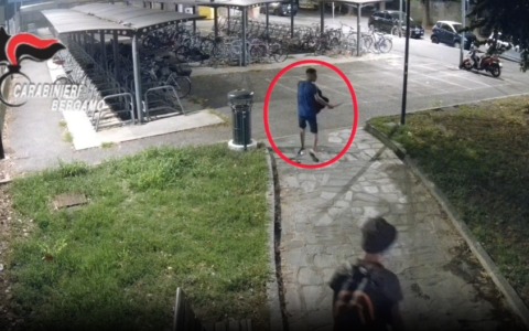 Tentato omicidio a Treviglio: c’è un arresto dopo l’accoltellamento in Centrale