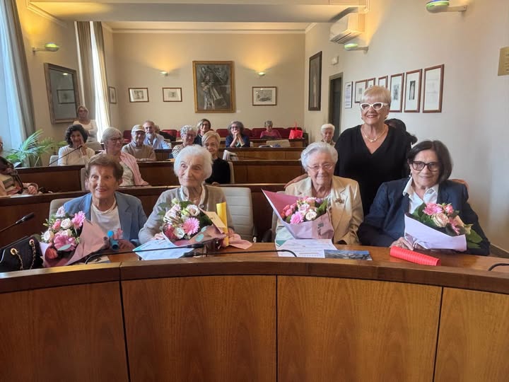 Giornata del Volontariato a Treviglio, il Cif premia le socie ultranovantenni