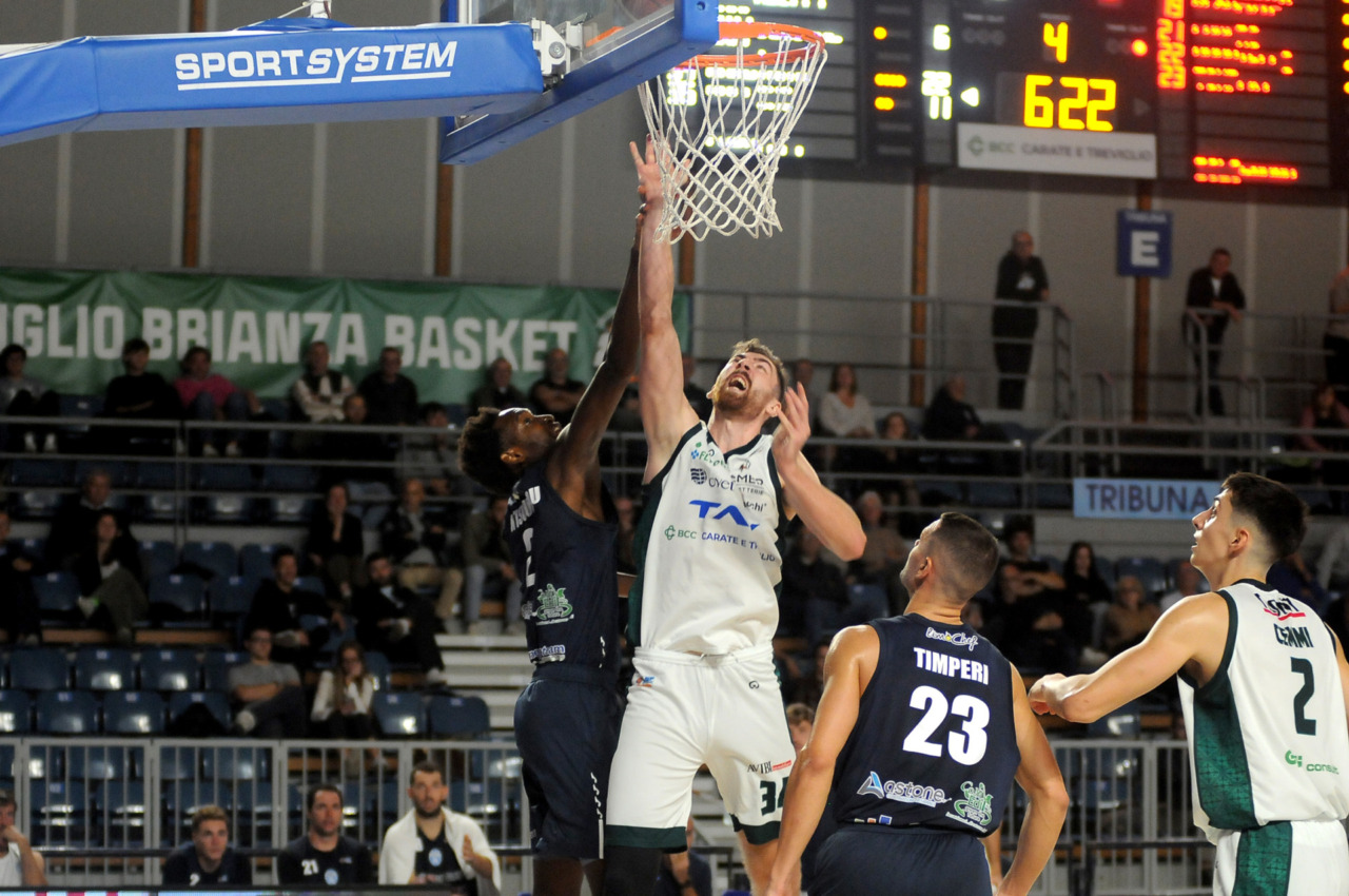 La Tav Treviglio Brianza ne fa 100 alla Infodrive e centra la prima vittoria al PalaFacchetti