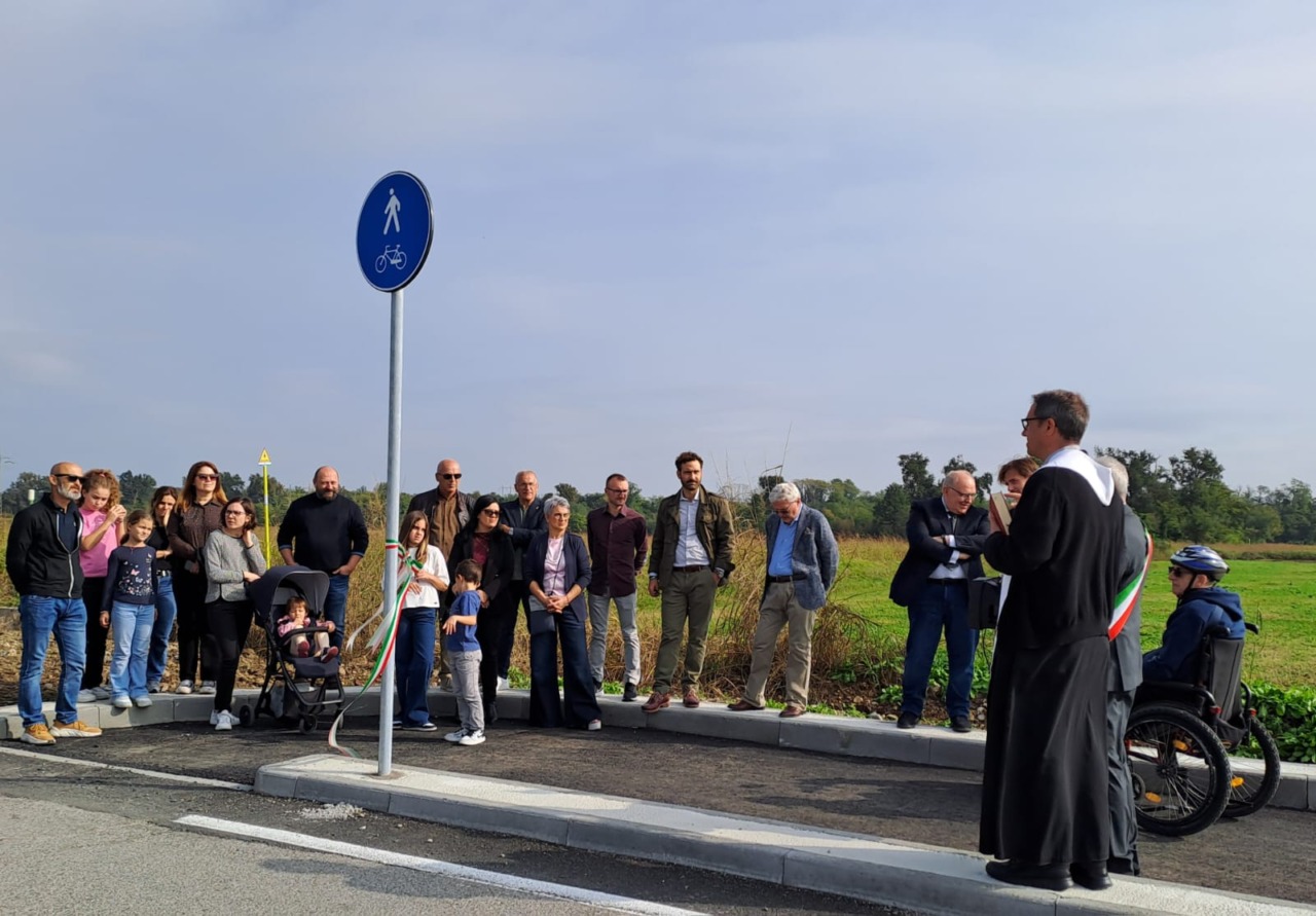 Inaugurata la nuova ciclabile di Badalasco, si inserirà nella ciclovia Milano-Monaco