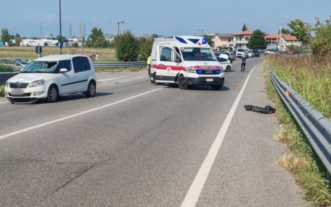 Travolto in monopattino da un’auto, 16enne in gravi condizioni