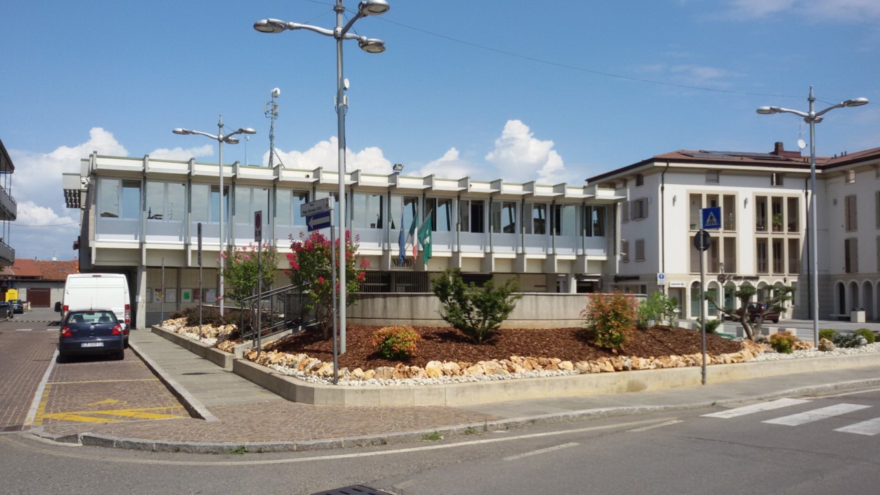 “Evento religioso” non autorizzato in via Marinelle a Cividate: interviene il Comune