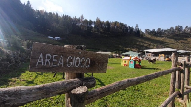 Tra boschi, borghi, sentieri e buon cibo: la vacanza ideale per le famiglie in Alta val Seriana